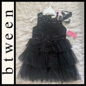 NWT Girl’s Black Tiered Tulle Dress with Bow Hair Clip